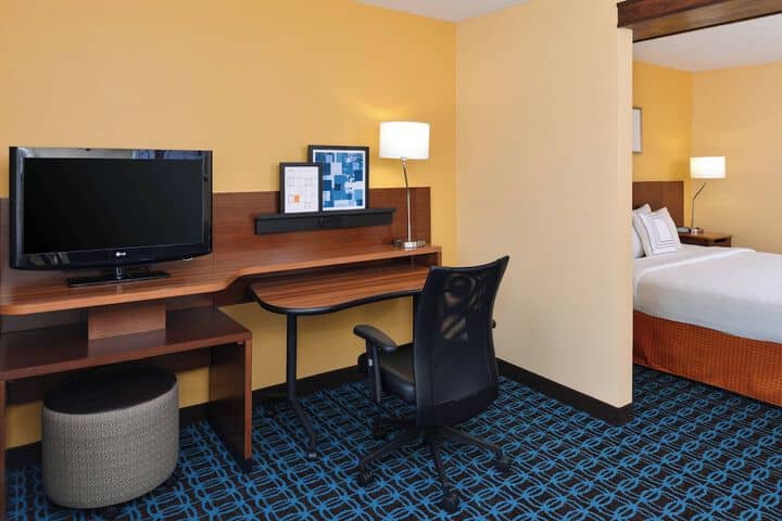 Room 18 of 42