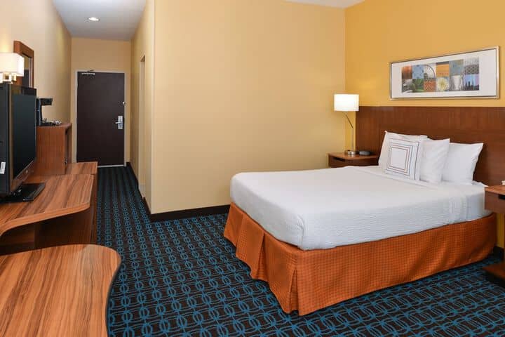 Room 7 of 42